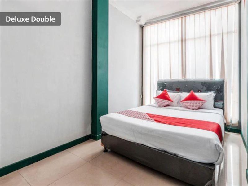 Puspita Homestay Mitra Reddoorz Bekasi Exteriér fotografie