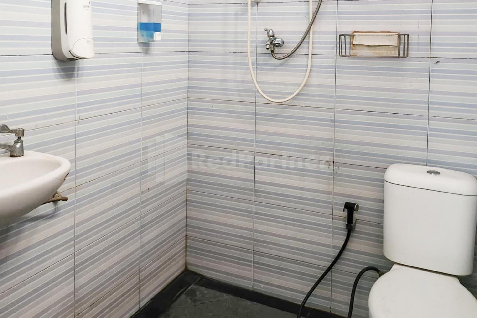 Puspita Homestay Mitra Reddoorz Bekasi Exteriér fotografie