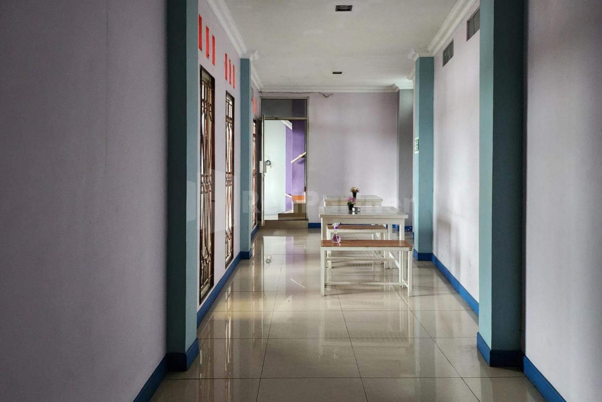 Puspita Homestay Mitra Reddoorz Bekasi Exteriér fotografie