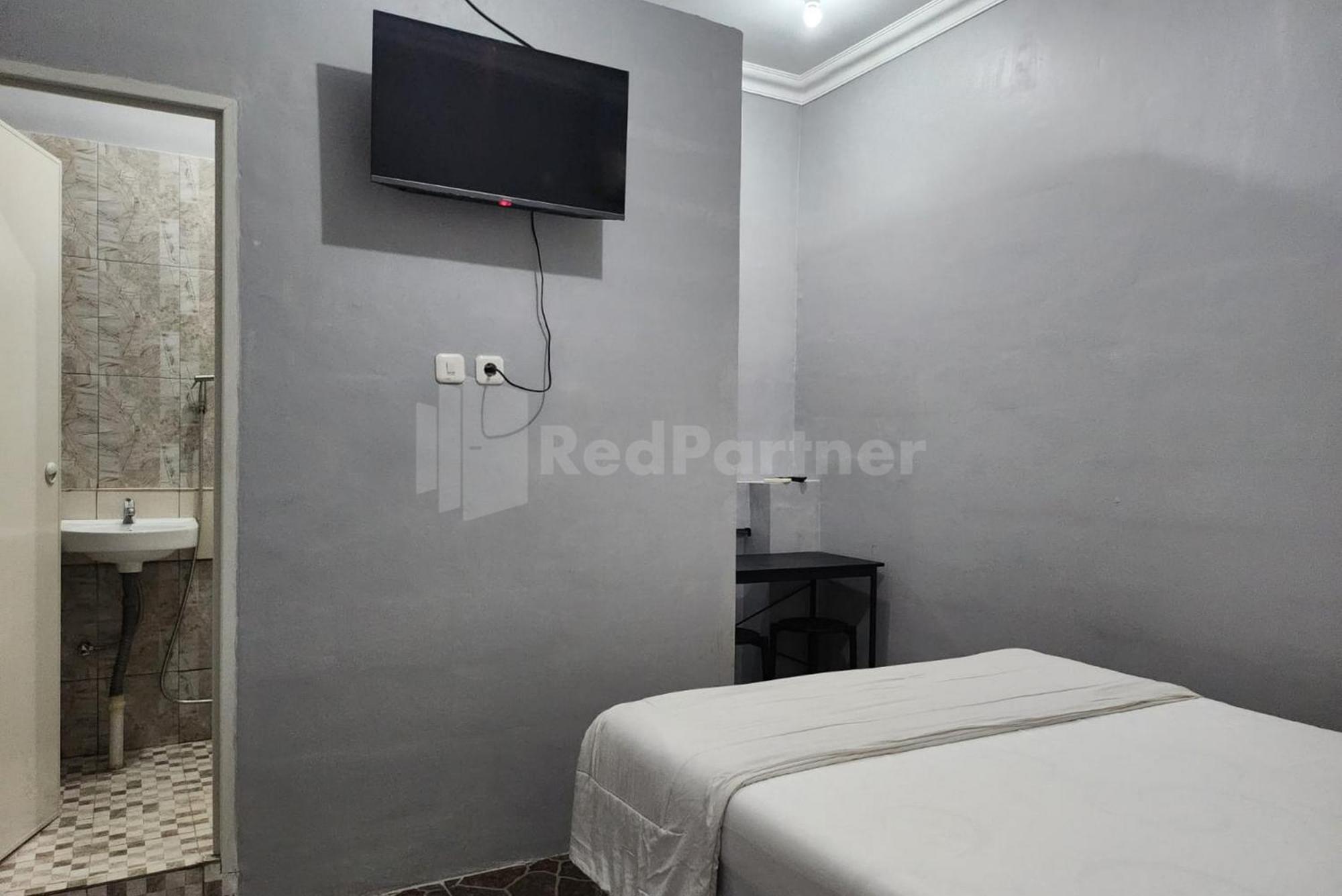Puspita Homestay Mitra Reddoorz Bekasi Exteriér fotografie
