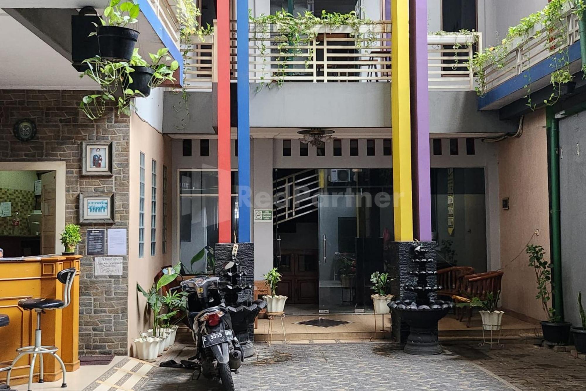 Puspita Homestay Mitra Reddoorz Bekasi Exteriér fotografie